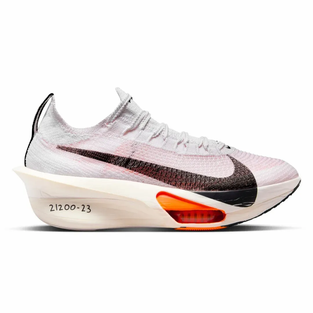 最先端 Nike Alphafly 3 at West Stride 陸上競技用具